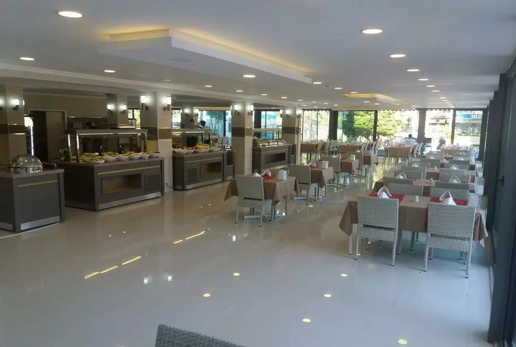 hotel ayma beach resort kusadasi_shabavizparvaz_05.jpg